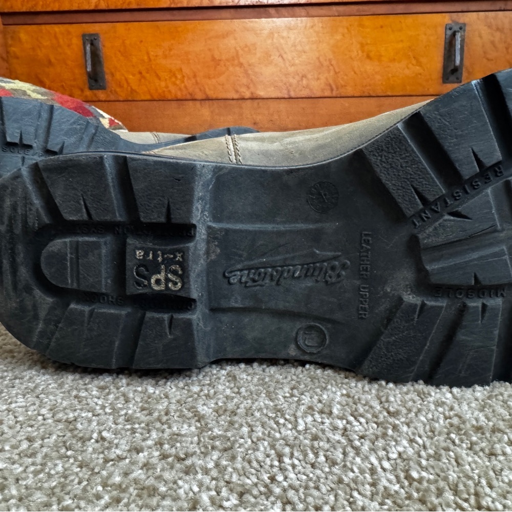 Blundstones - Picture 7 of 10